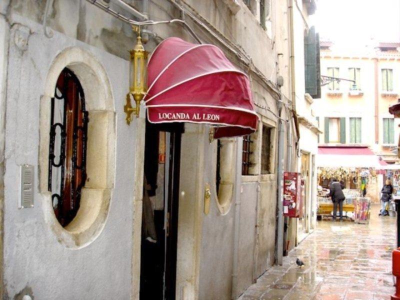 Locanda Al Leon Venice Exterior photo